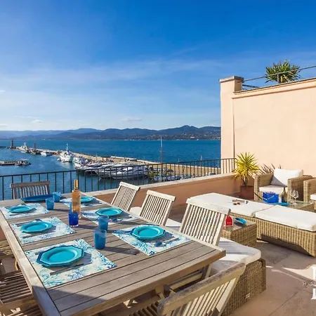 アパート Duplex With Panoramic Views - Port Of *