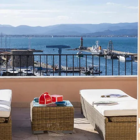 アパート Duplex With Panoramic Views - Port Of
